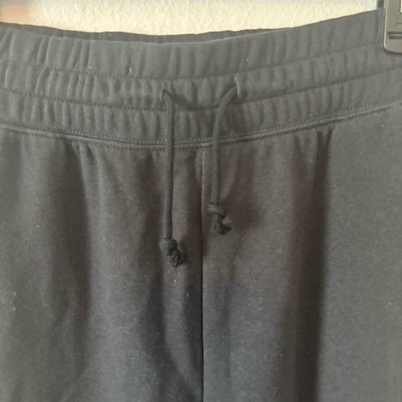 Women’s Under Armour Black Jogger Sweatpants with White Stripe – Size L - Picture 3 of 6